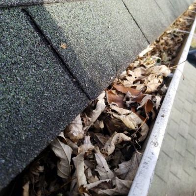 Clogged Gutter Cleaning